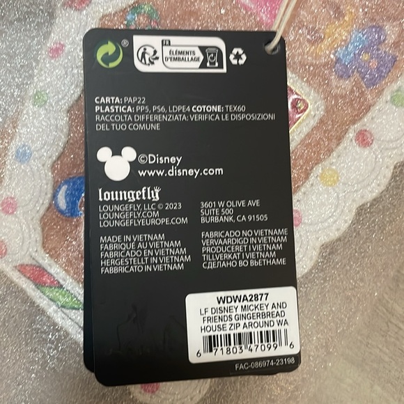 Loungefly Mickey & Friends Gingerbread House Zip Wallet,vegan leather - Picture 12 of 12